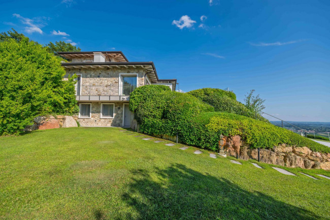 Villa in vendita a Cavaion Veronese