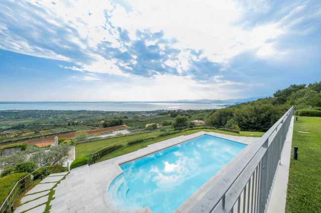 Villa in vendita a Cavaion Veronese