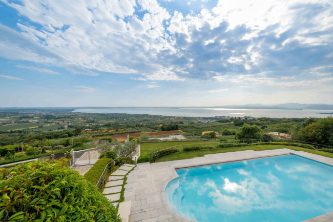 Villa in vendita a Cavaion Veronese