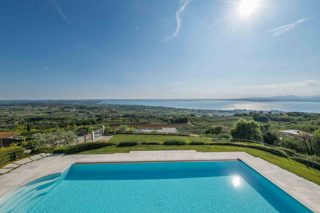 Villa in vendita a Cavaion Veronese