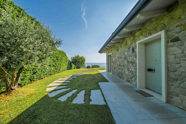 Villa in vendita a Cavaion Veronese