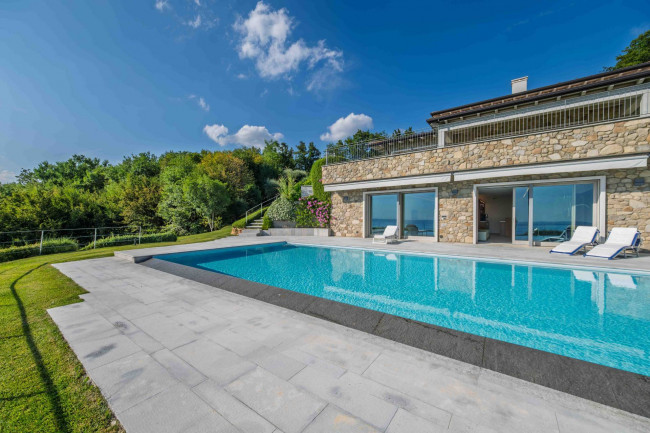 Villa in vendita a Cavaion Veronese