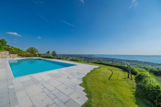 Villa in vendita a Cavaion Veronese