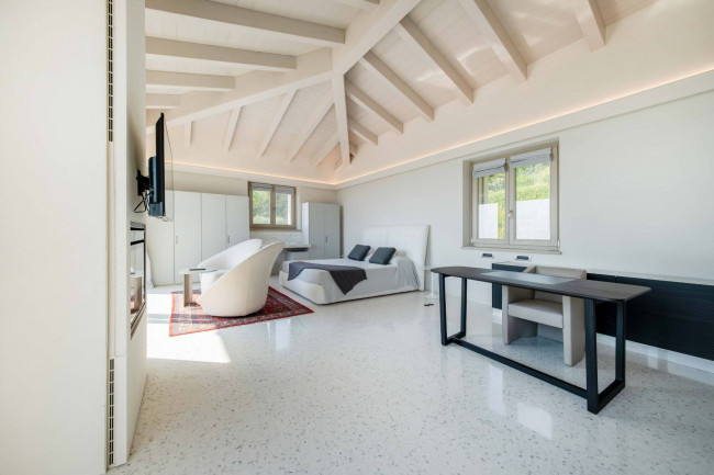 Villa in vendita a Cavaion Veronese