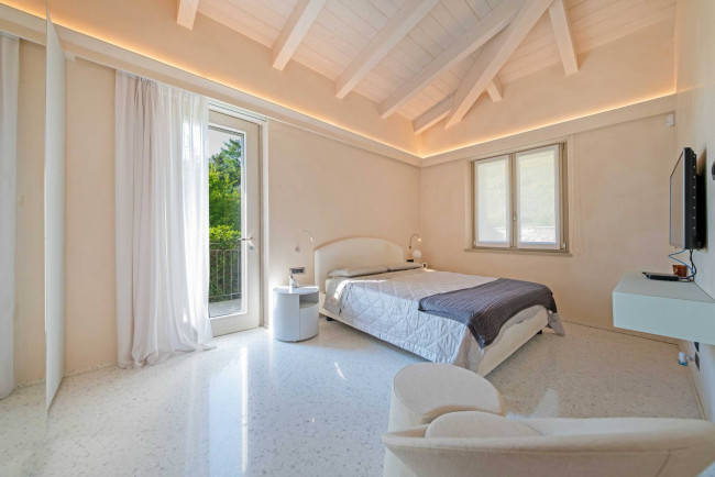 Villa in vendita a Cavaion Veronese