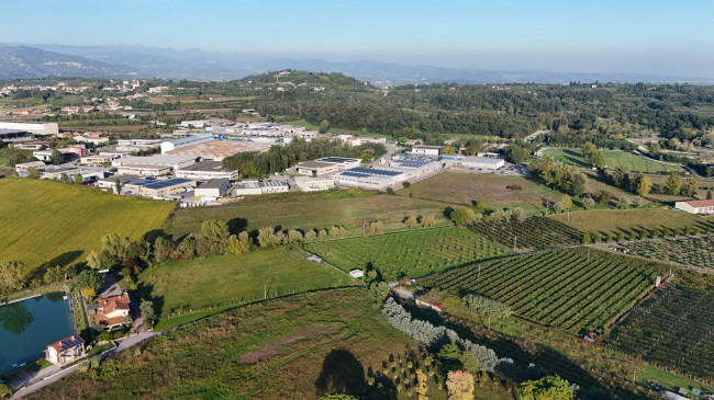 Terreno Agricolo in vendita a Pastrengo