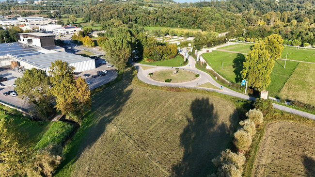 Terreno Agricolo in vendita a Pastrengo