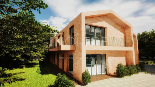  zu verkauf in Lazise