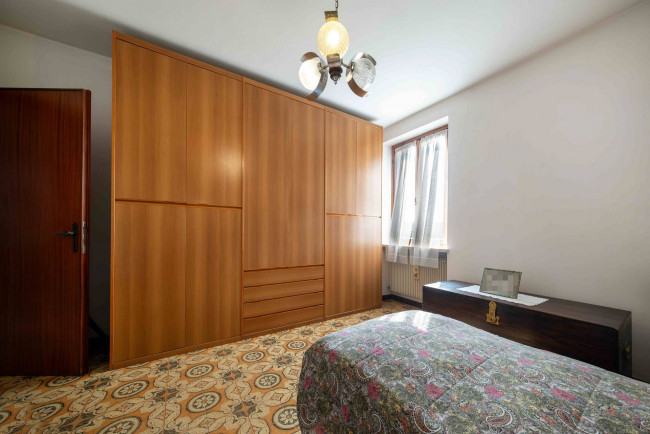  for sale in Bardolino