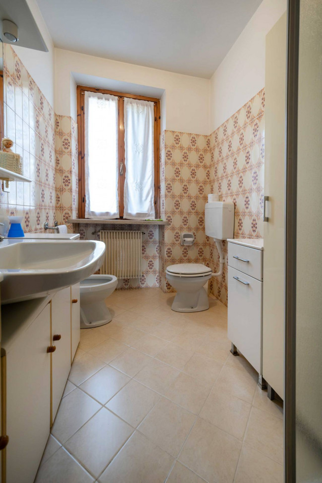  for sale in Bardolino