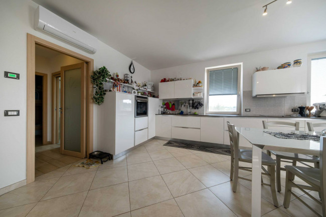  for sale in Bardolino