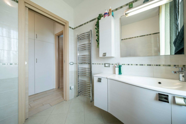  for sale in Bardolino