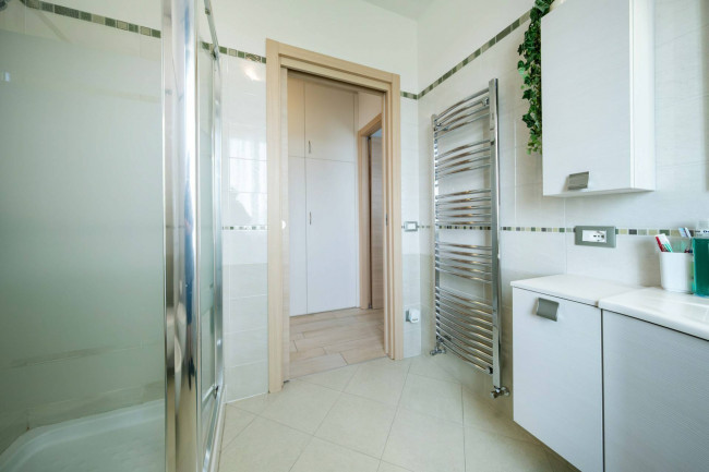  for sale in Bardolino