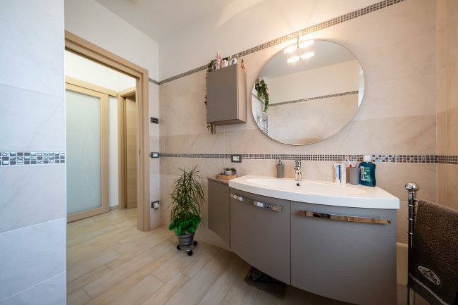  for sale in Bardolino