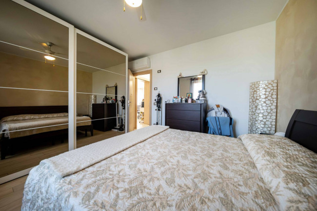  for sale in Bardolino