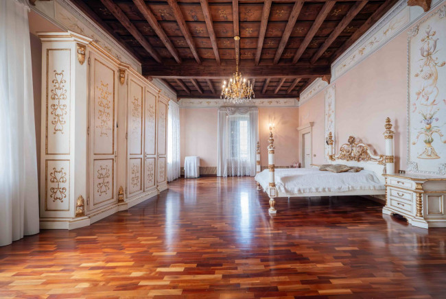 Villa in vendita a Sommacampagna