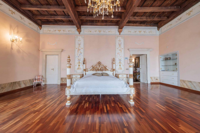 Villa in vendita a Sommacampagna