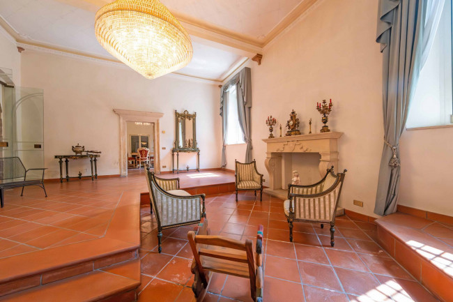 Villa in vendita a Sommacampagna