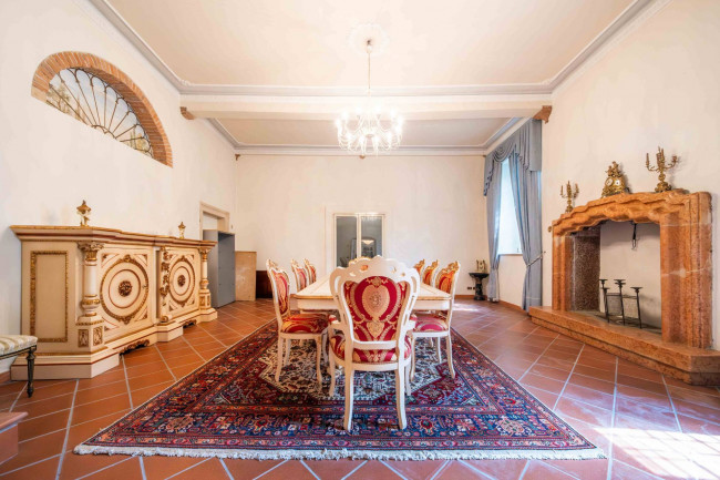Villa in vendita a Sommacampagna