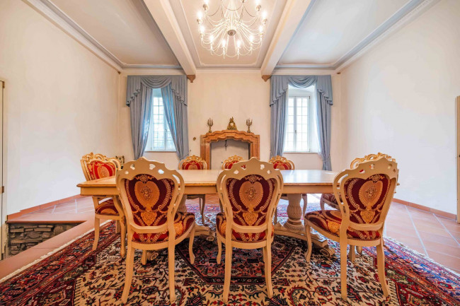 Villa in vendita a Sommacampagna