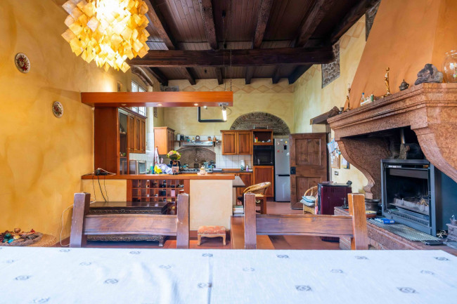 Villa in vendita a Sommacampagna