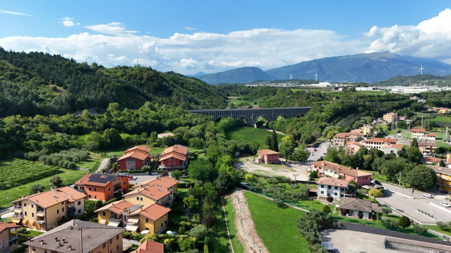  for sale in Cavaion Veronese