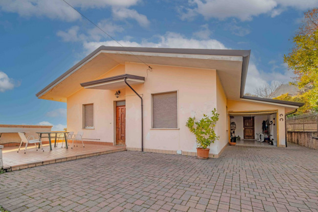 Operazione Immobiliare in vendita a Cavaion Veronese