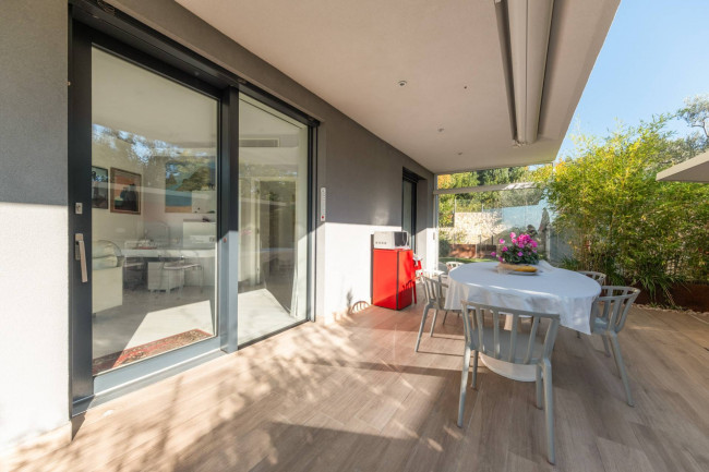  for sale in Bardolino