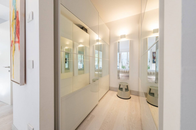  for sale in Bardolino