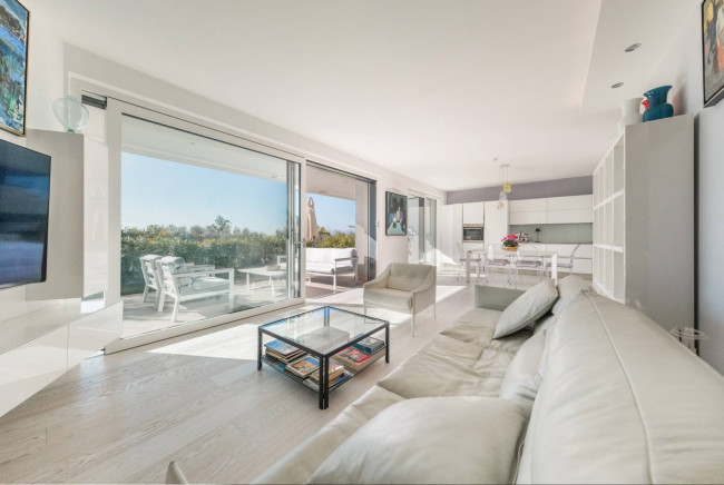  for sale in Bardolino