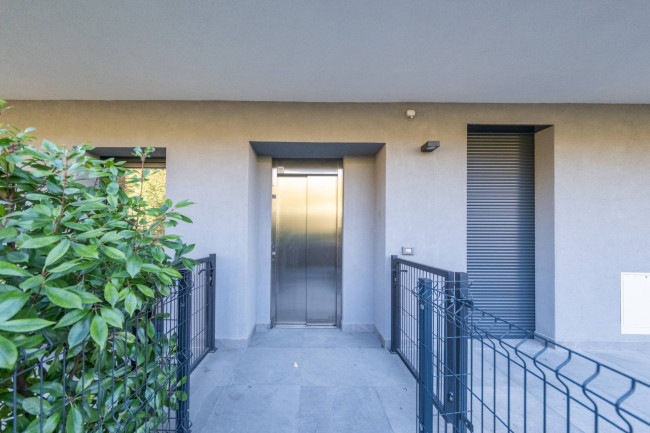  for sale in Bardolino