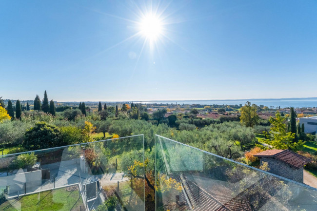  for sale in Bardolino