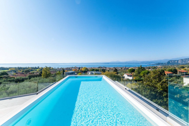  for sale in Bardolino