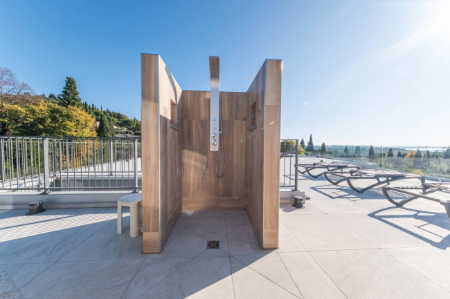  for sale in Bardolino