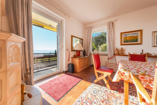 Villa in vendita a Cavaion Veronese