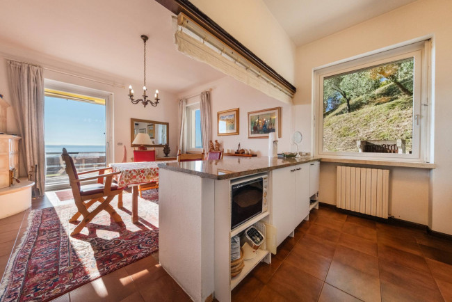 Villa in vendita a Cavaion Veronese