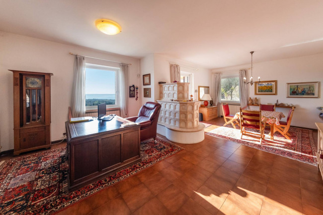 Villa in vendita a Cavaion Veronese