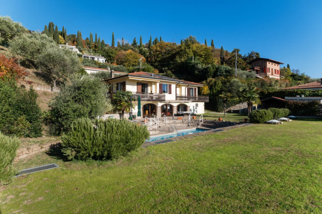 Villa in vendita a Cavaion Veronese