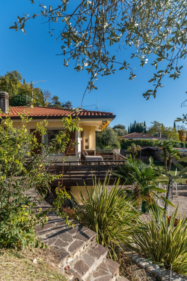 Villa in vendita a Cavaion Veronese