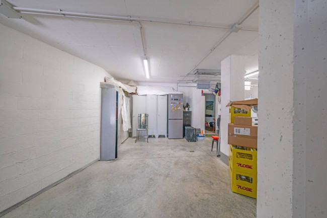  for sale in Bardolino