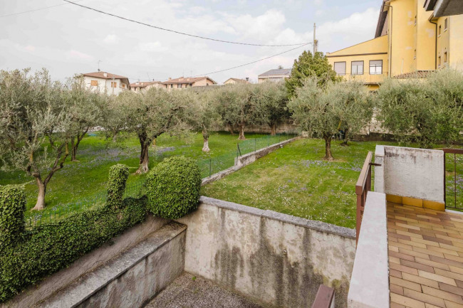 Villa in vendita a Pastrengo