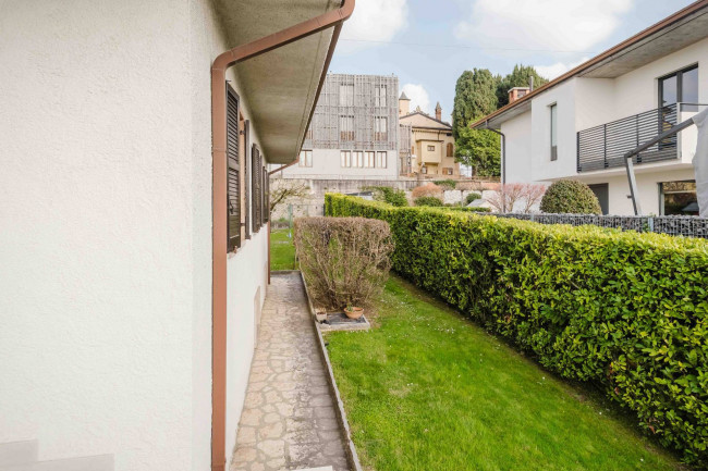Villa in vendita a Pastrengo