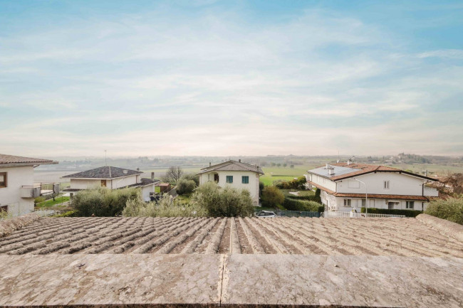 Villa in vendita a Pastrengo