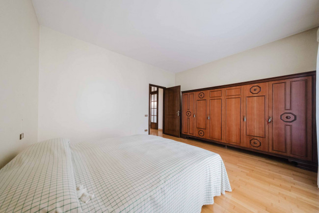 Villa in vendita a Pastrengo
