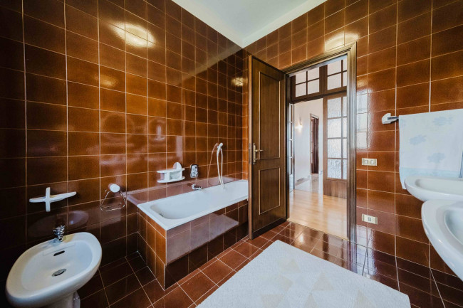 Villa in vendita a Pastrengo