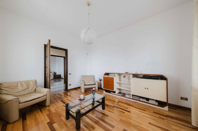 Villa in vendita a Pastrengo