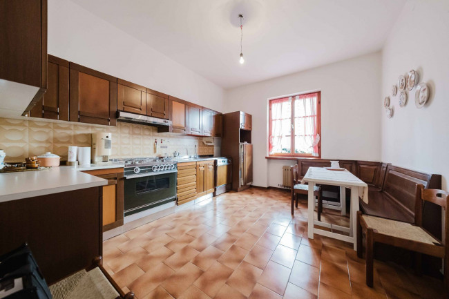 Villa in vendita a Pastrengo