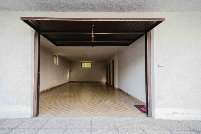 Villa in vendita a Pastrengo