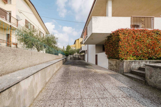 Villa in vendita a Pastrengo