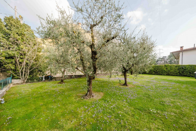 Villa in vendita a Pastrengo